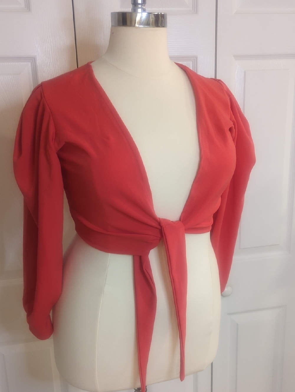 1XL Women’s Coral Tie-Front Crop Top